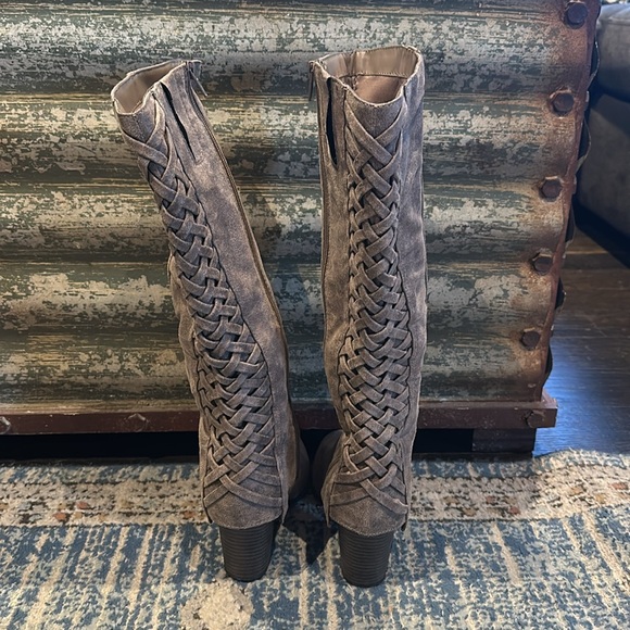 Women's Tall Suede Boots - Gray - Picture 3 of 4